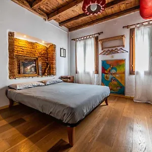  Bed & Breakfast B&B Micasatucasa Italien